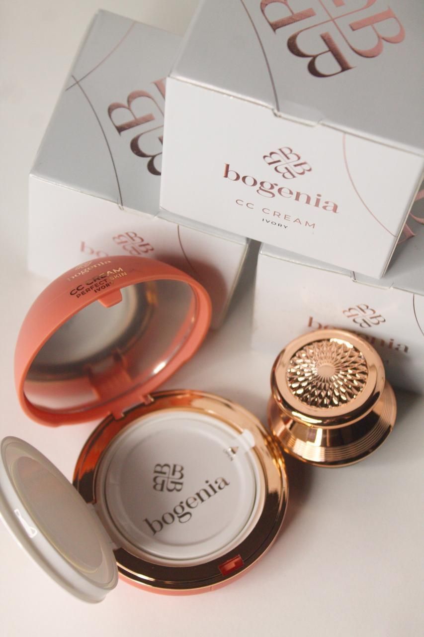Тональний крем CC Bogenia Velvet тон Ivory Кушон Слонова кістка